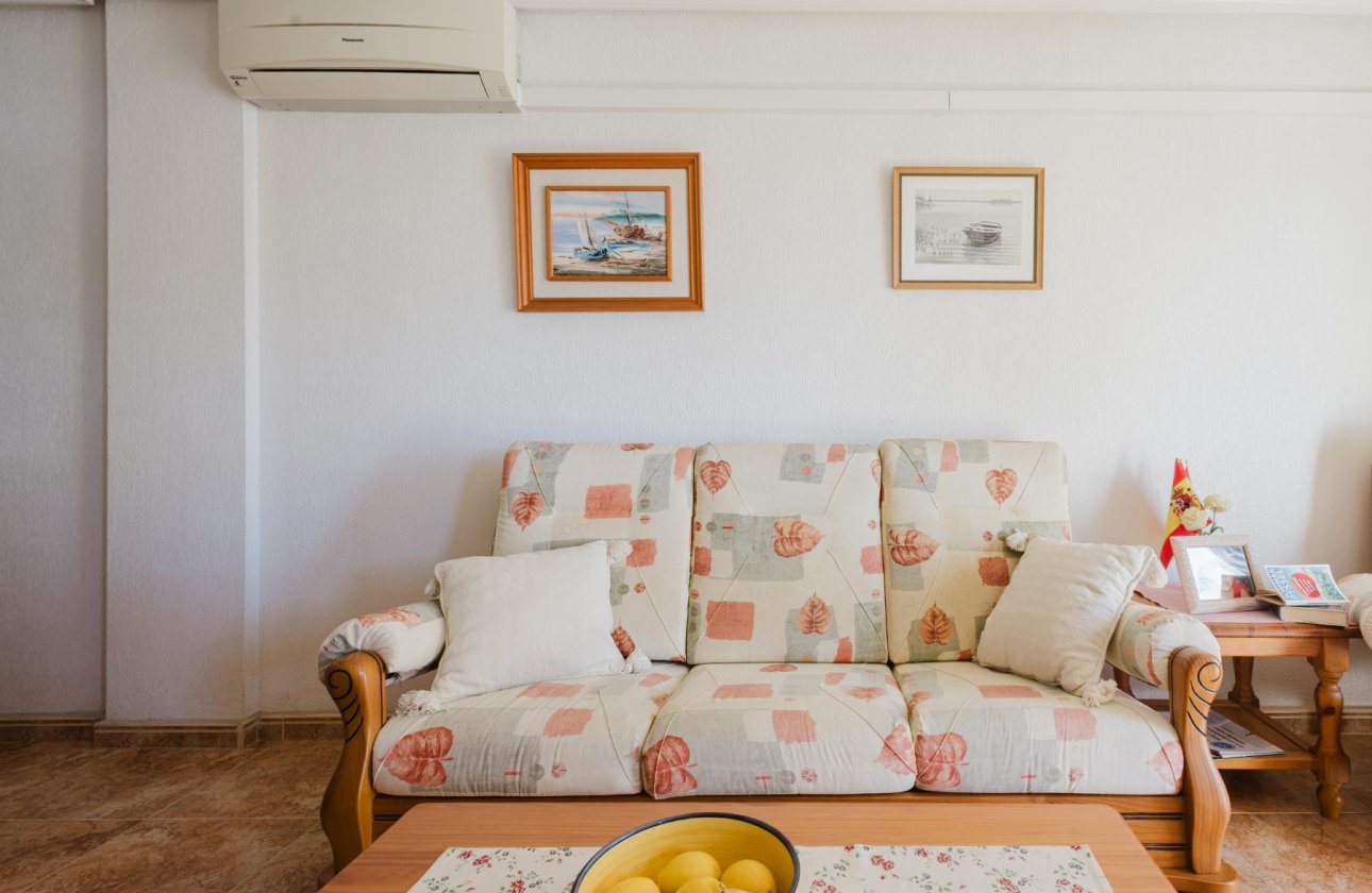 Reventa - Apartamento -
Torrevieja - Parque de Las Naciones