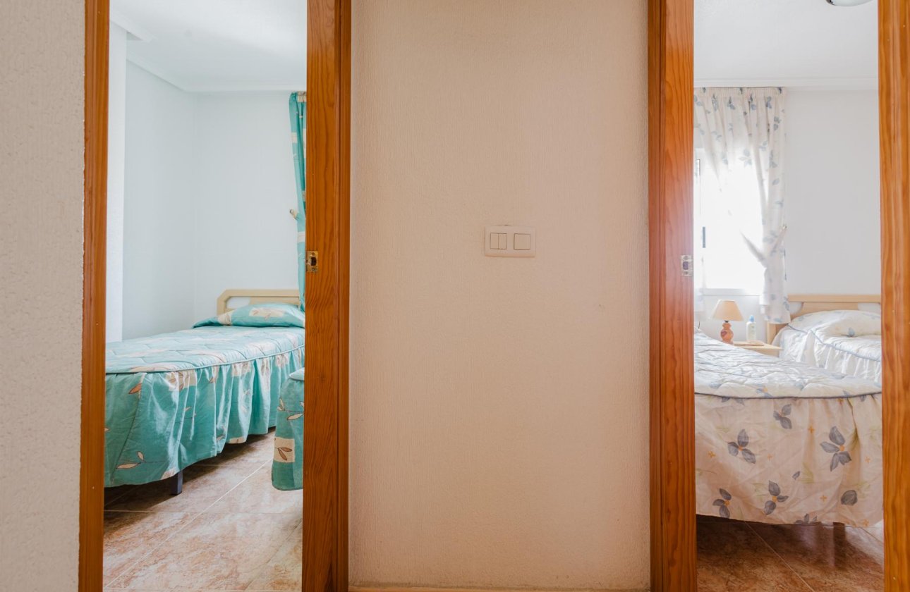 Reventa - Apartamento -
Torrevieja - Parque de Las Naciones