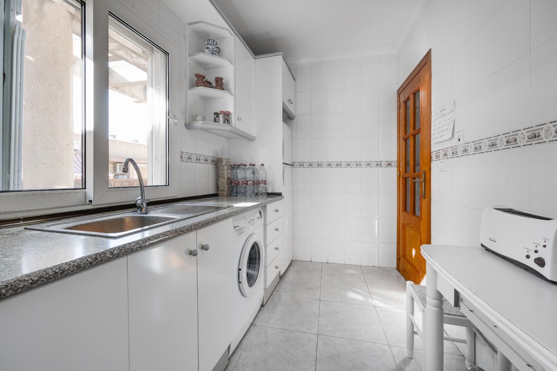 Reventa - Apartamento -
Torrevieja - Parque de Las Naciones