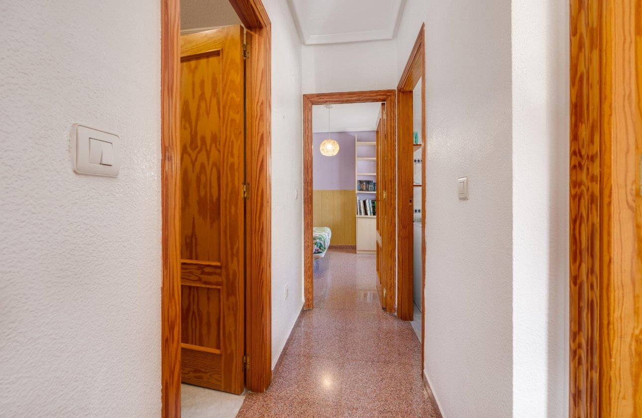 Reventa - Apartamento -
Torrevieja - Parque de Las Naciones