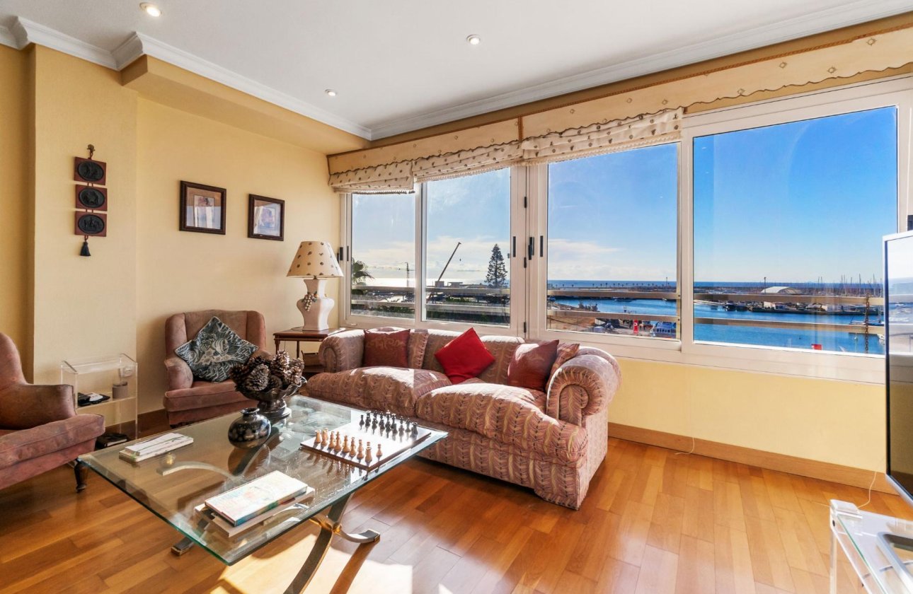 Reventa - Apartamento -
Torrevieja - Piscinas naturales