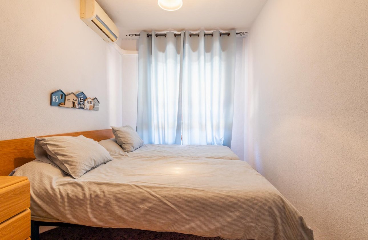 Reventa - Apartamento -
Torrevieja - playa de los naufragos