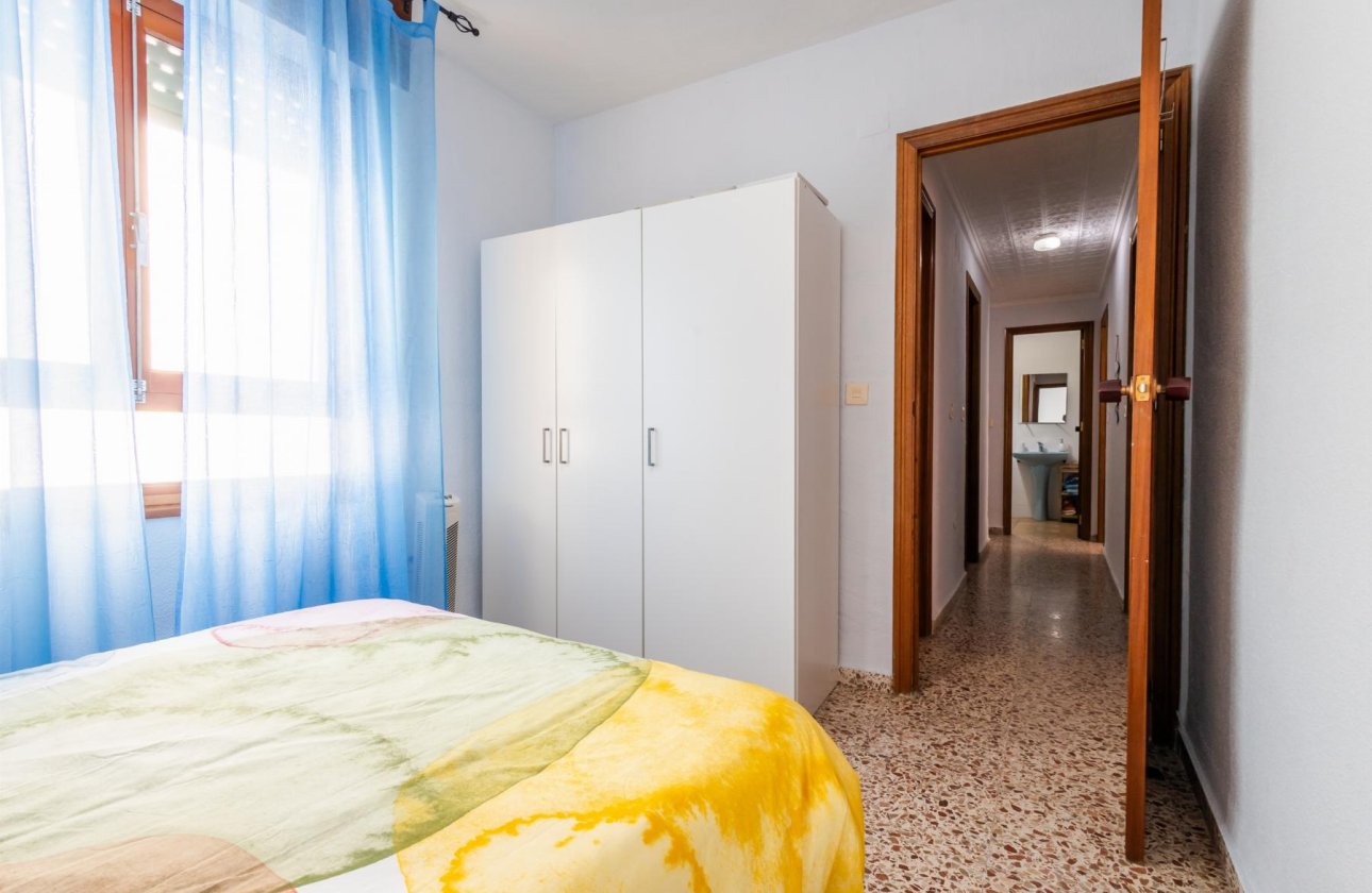 Reventa - Apartamento -
Torrevieja - playa de los naufragos