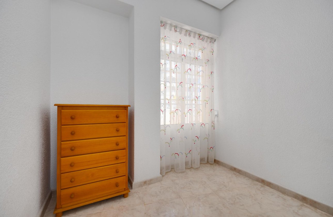Reventa - Apartamento -
Torrevieja - Playa del Acequión