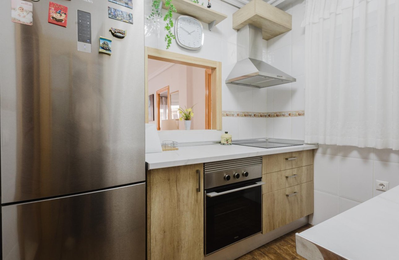 Reventa - Apartamento -
Torrevieja - Playa del Acequión