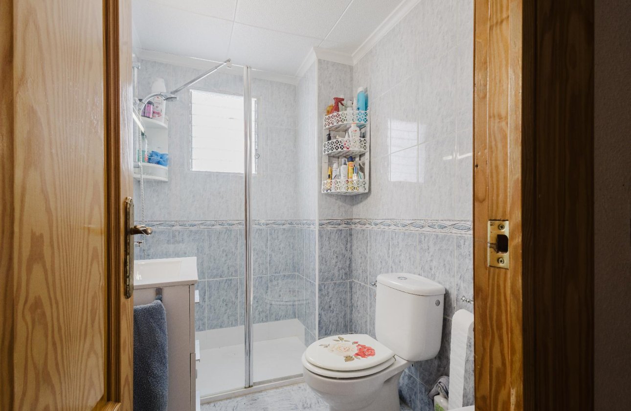 Reventa - Apartamento -
Torrevieja - Playa del Acequión