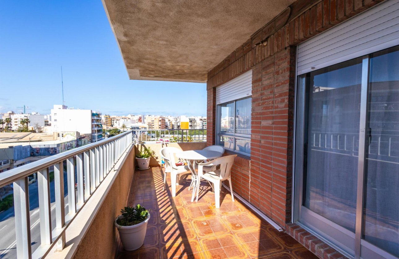 Reventa - Apartamento -
Torrevieja - Playa del Acequión