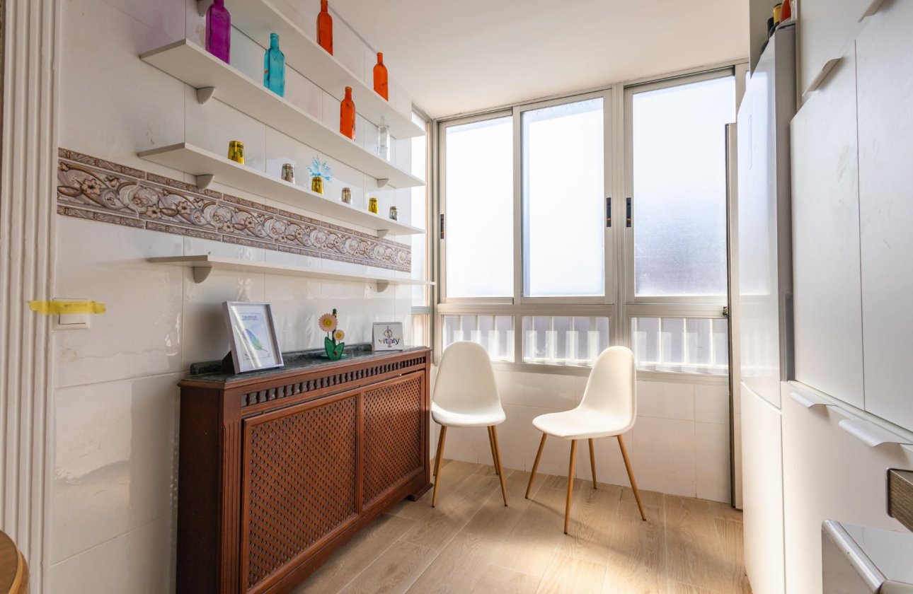 Reventa - Apartamento -
Torrevieja - Playa del Acequión