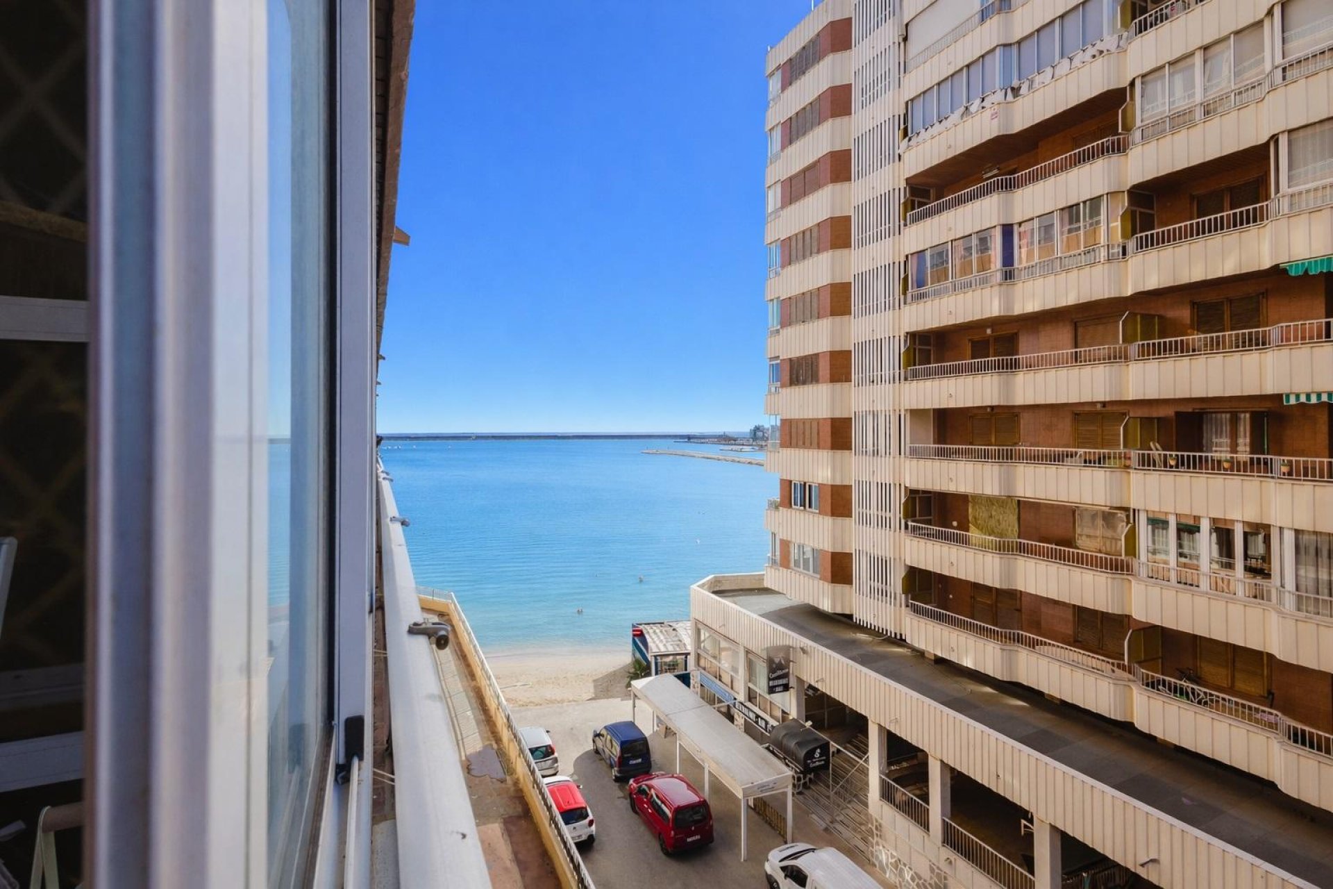 Reventa - Apartamento -
Torrevieja - Playa del Acequión