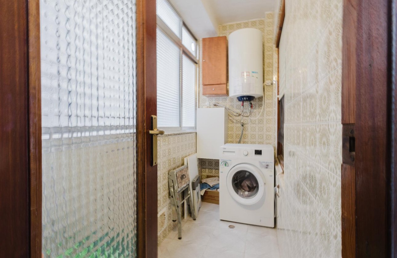 Reventa - Apartamento -
Torrevieja - Playa del Acequión