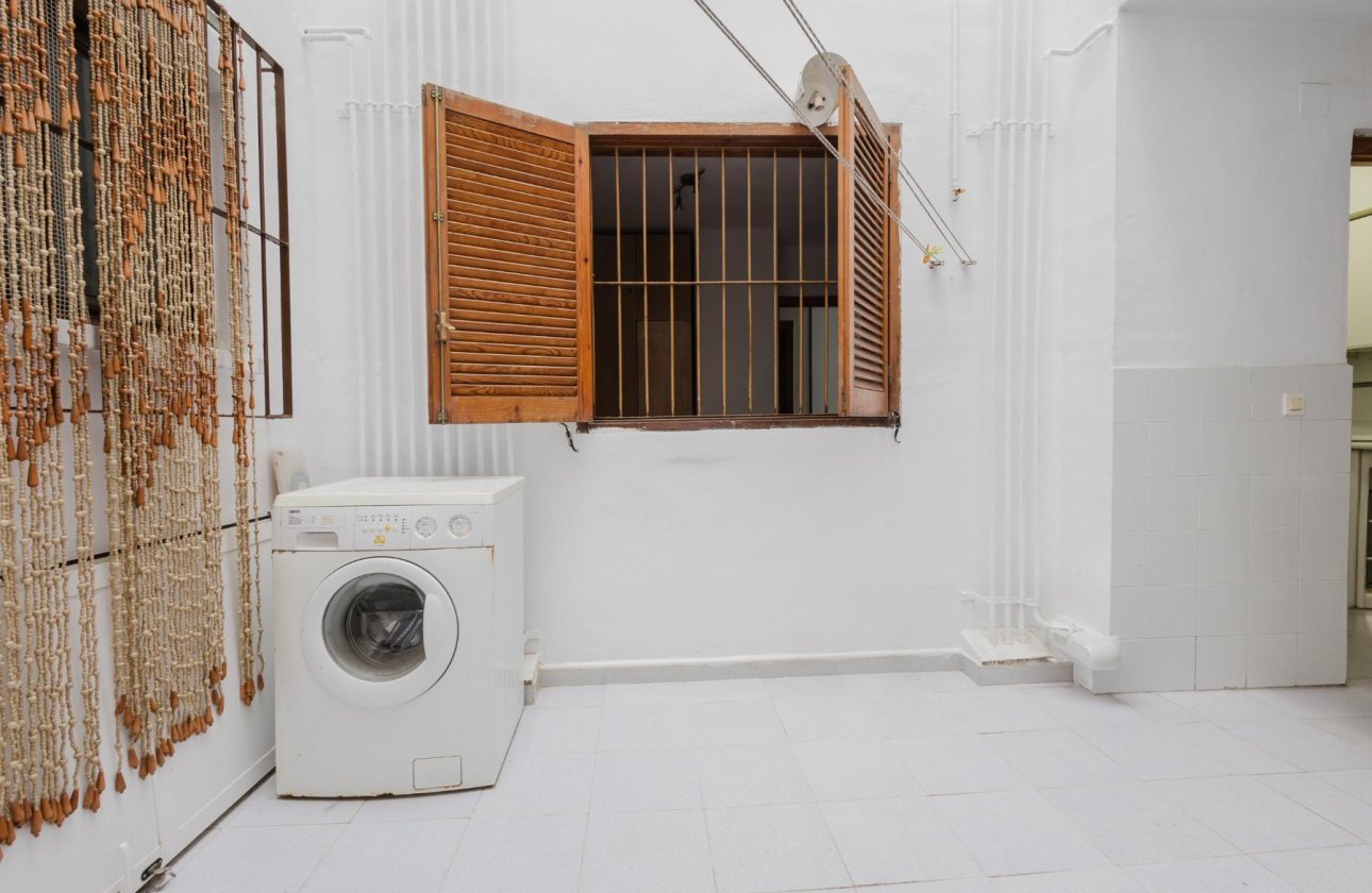 Reventa - Apartamento -
Torrevieja - Playa del Acequión