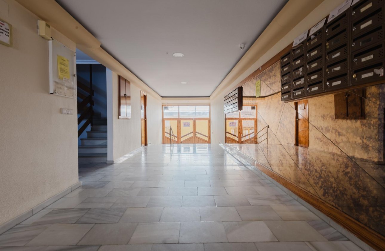 Reventa - Apartamento -
Torrevieja - Playa del Acequión