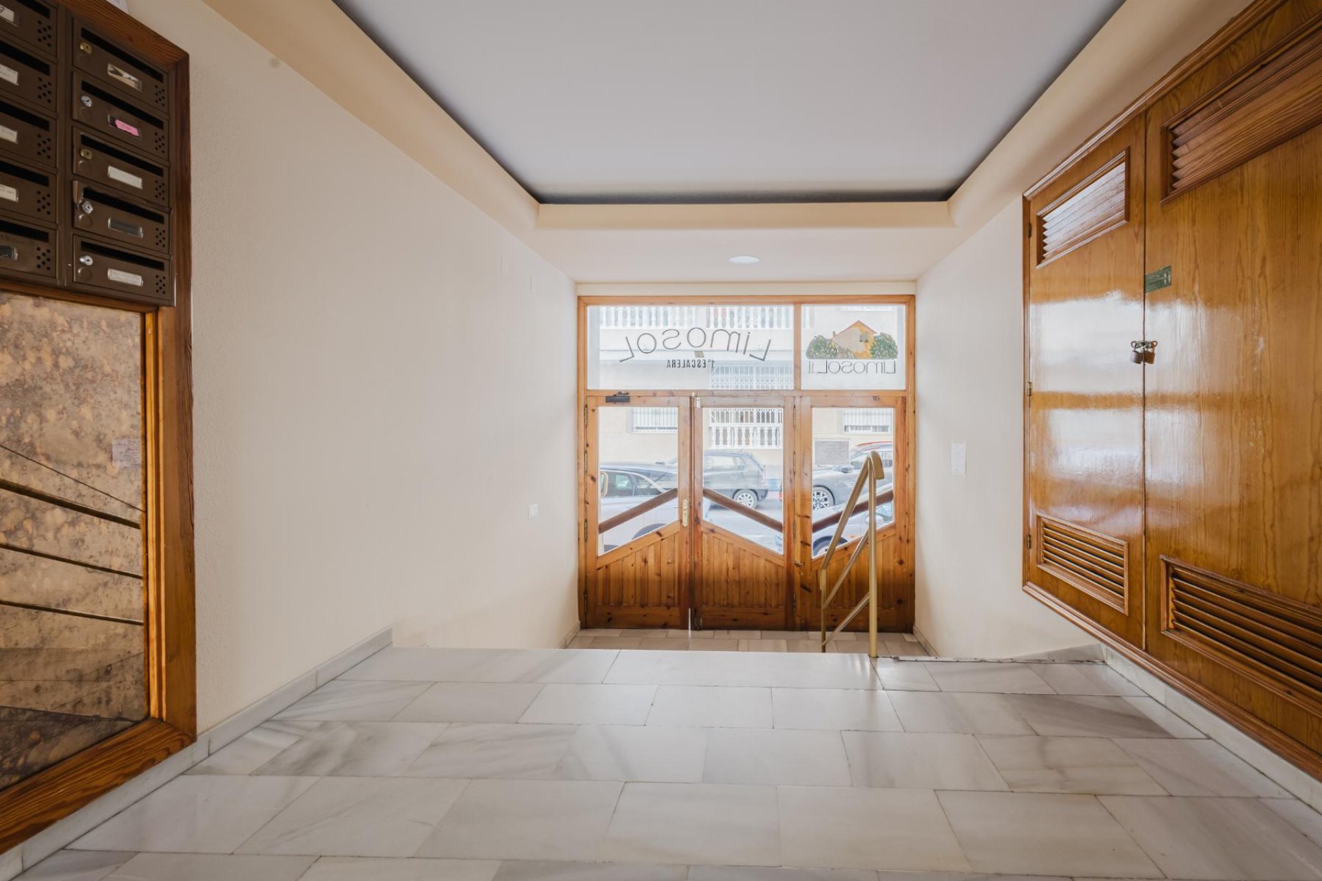 Reventa - Apartamento -
Torrevieja - Playa del Acequión