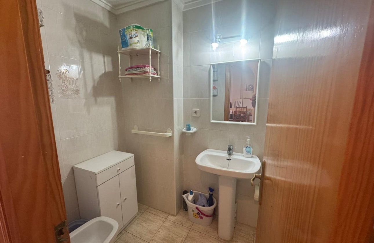 Reventa - Apartamento -
Torrevieja - Playa del Acequión