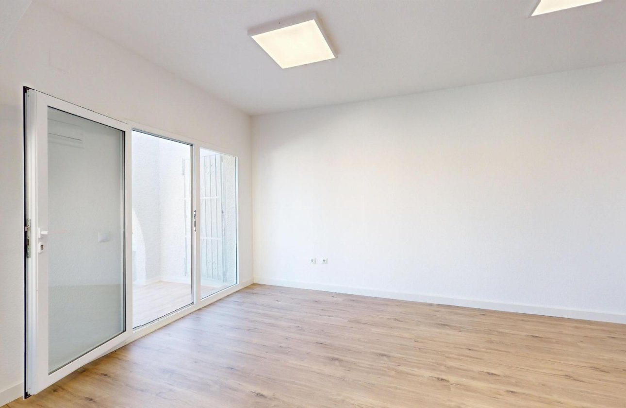 Reventa - Bungalow -
Orihuela Costa - Blue Lagoon