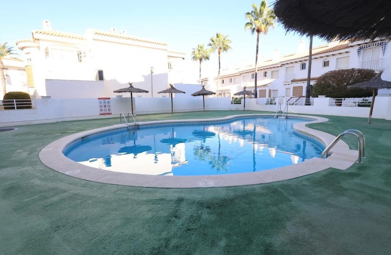Reventa - Bungalow -
Orihuela Costa - Campoamor