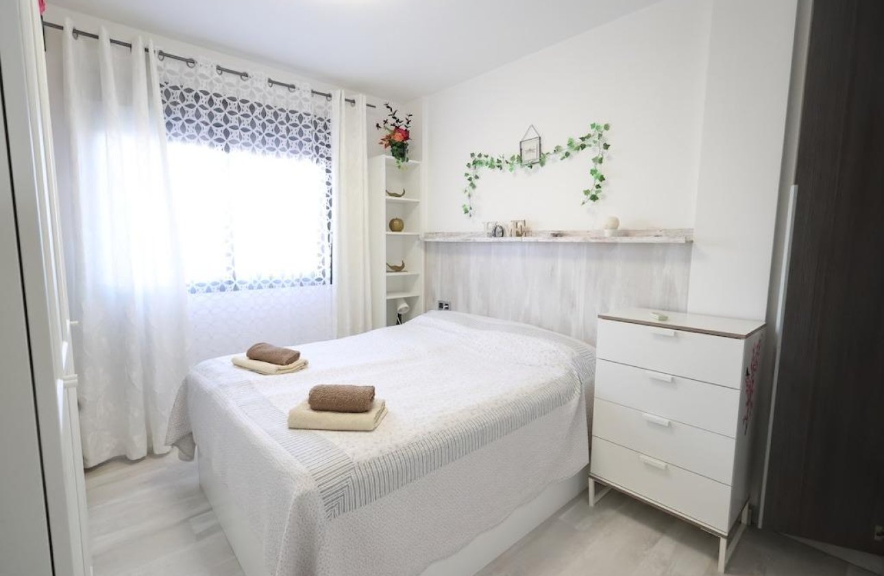 Reventa - Bungalow -
Orihuela Costa - La Zenia