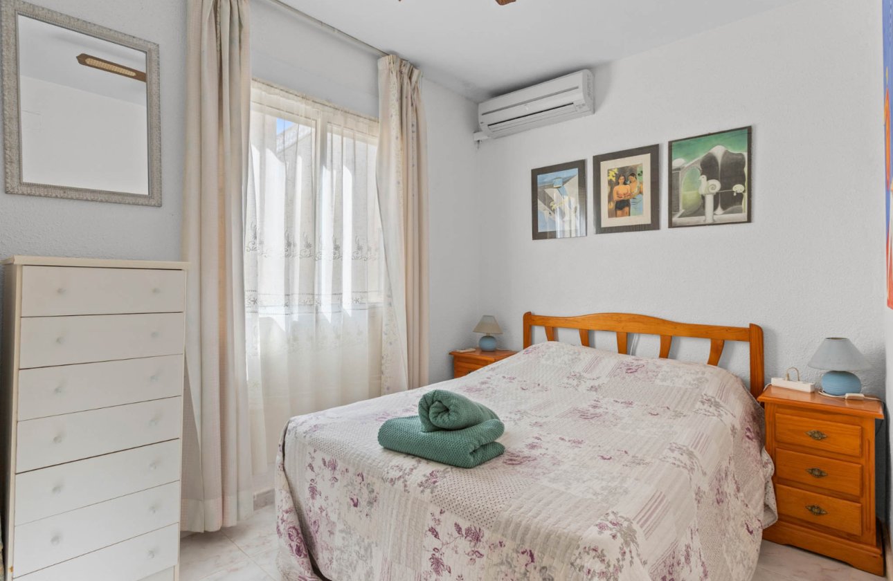 Reventa - Bungalow -
Torrevieja - El chaparral