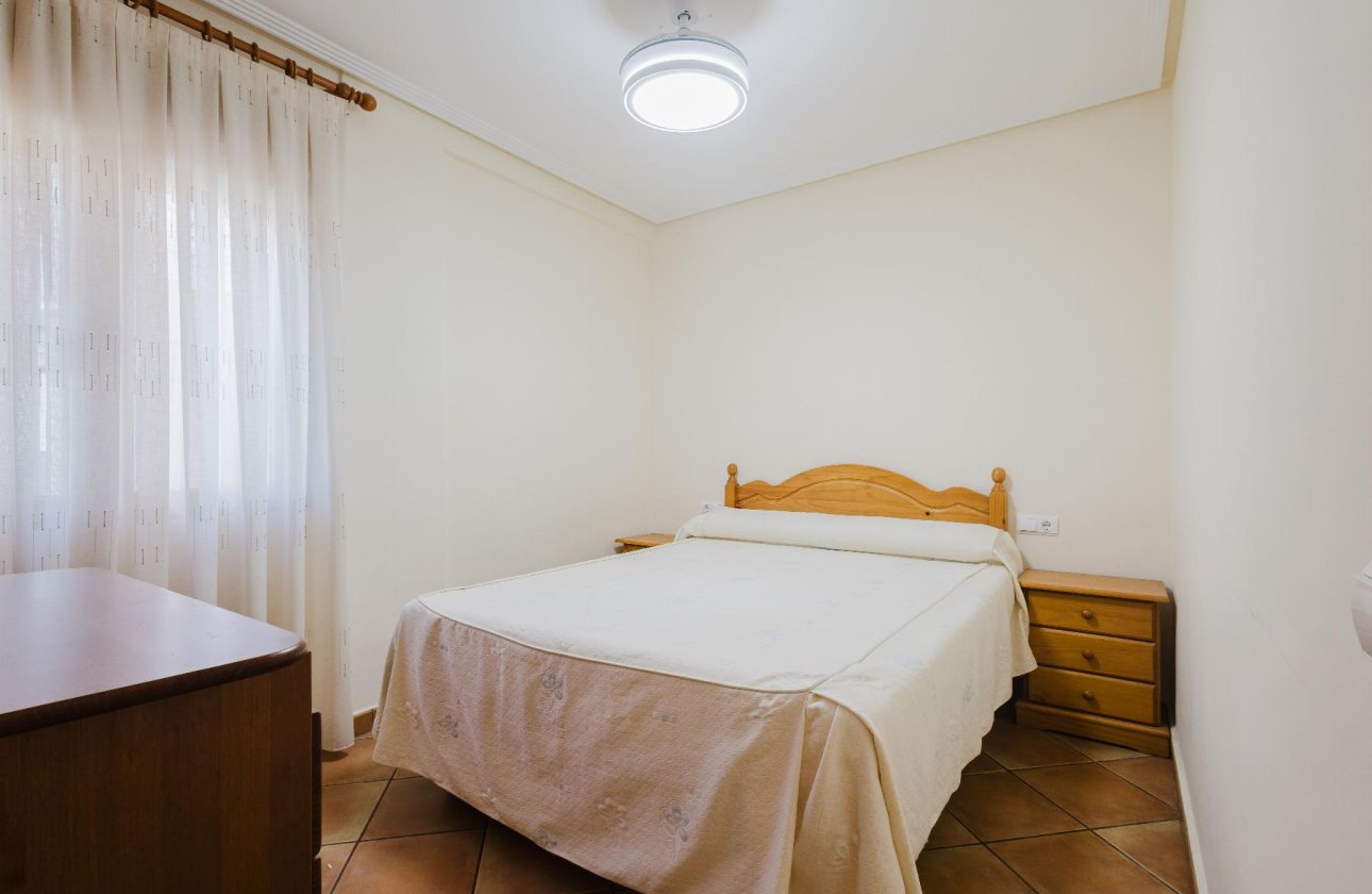 Reventa - Bungalow -
Torrevieja - PLAYA DE LA MATA