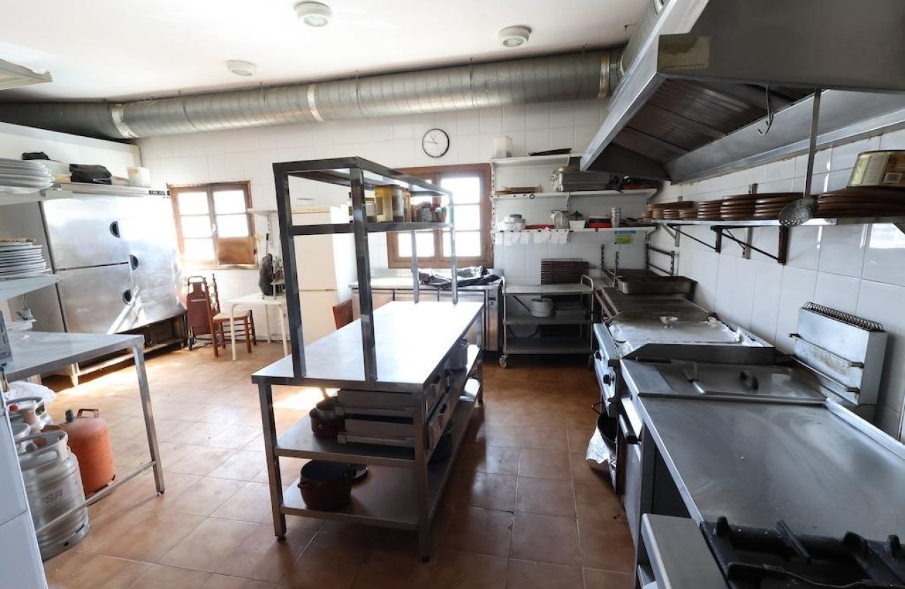 Reventa - business -
Orihuela Costa - La Zenia