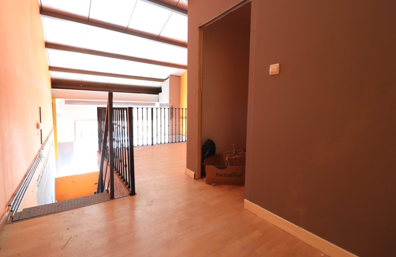 Reventa - Commercial property -
Algorfa - Algorfa Centro