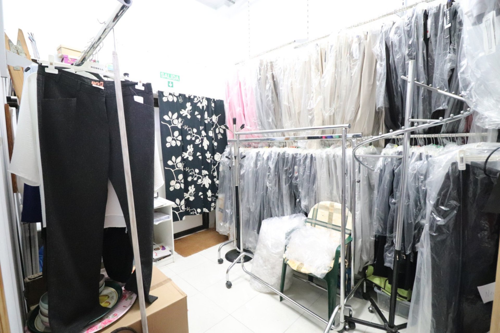 Reventa - Commercial property -
Algorfa - Algorfa Centro