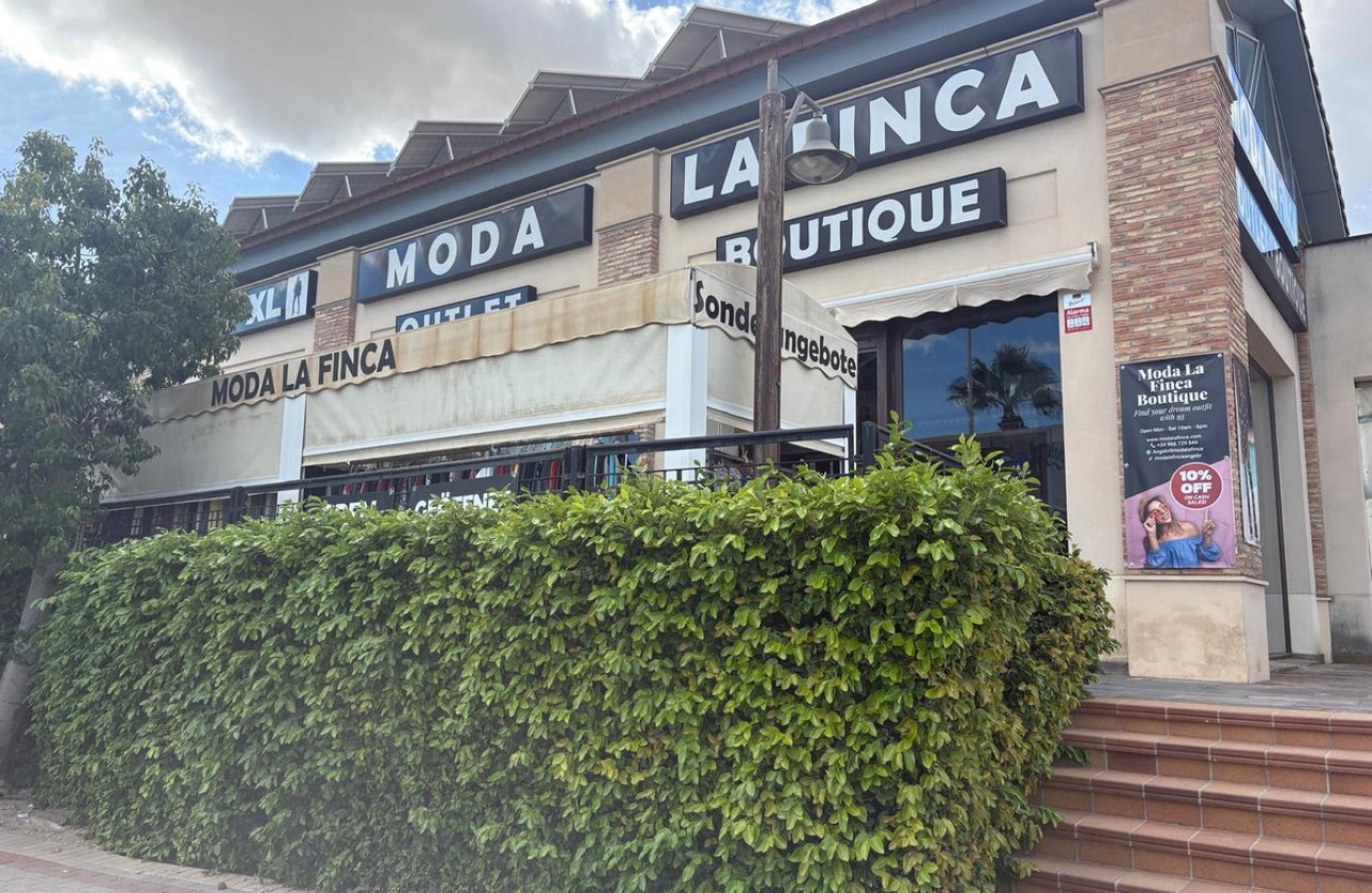 Reventa - Commercial property -
Algorfa - La Finca Golf