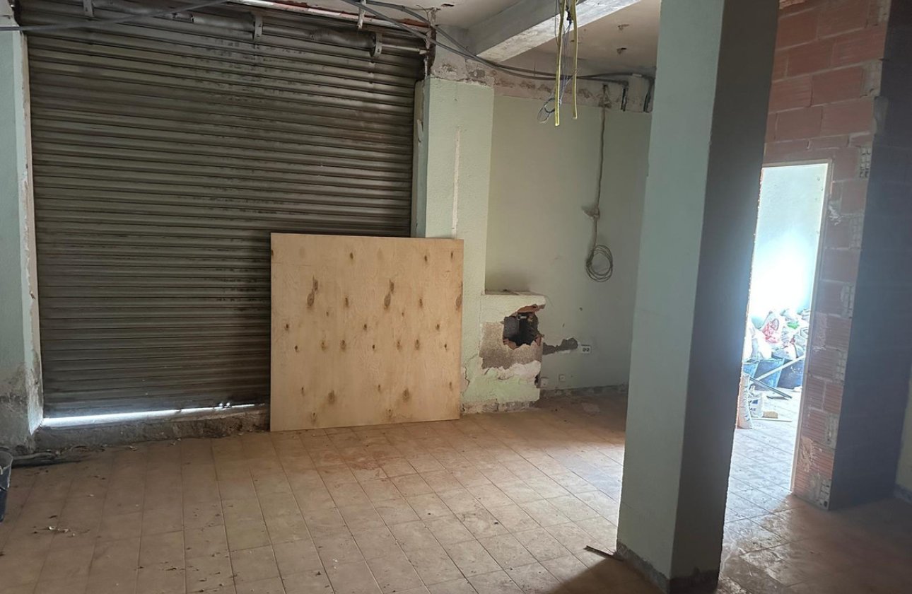 Reventa - Commercial property -
Alicante - Alicante Centro