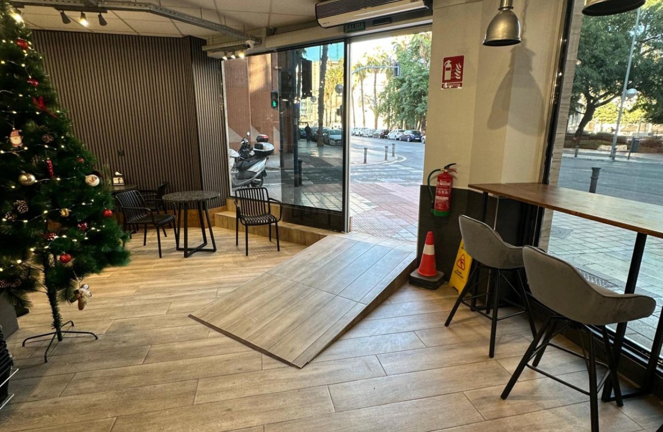 Reventa - Commercial property -
Alicante - Alicante Centro