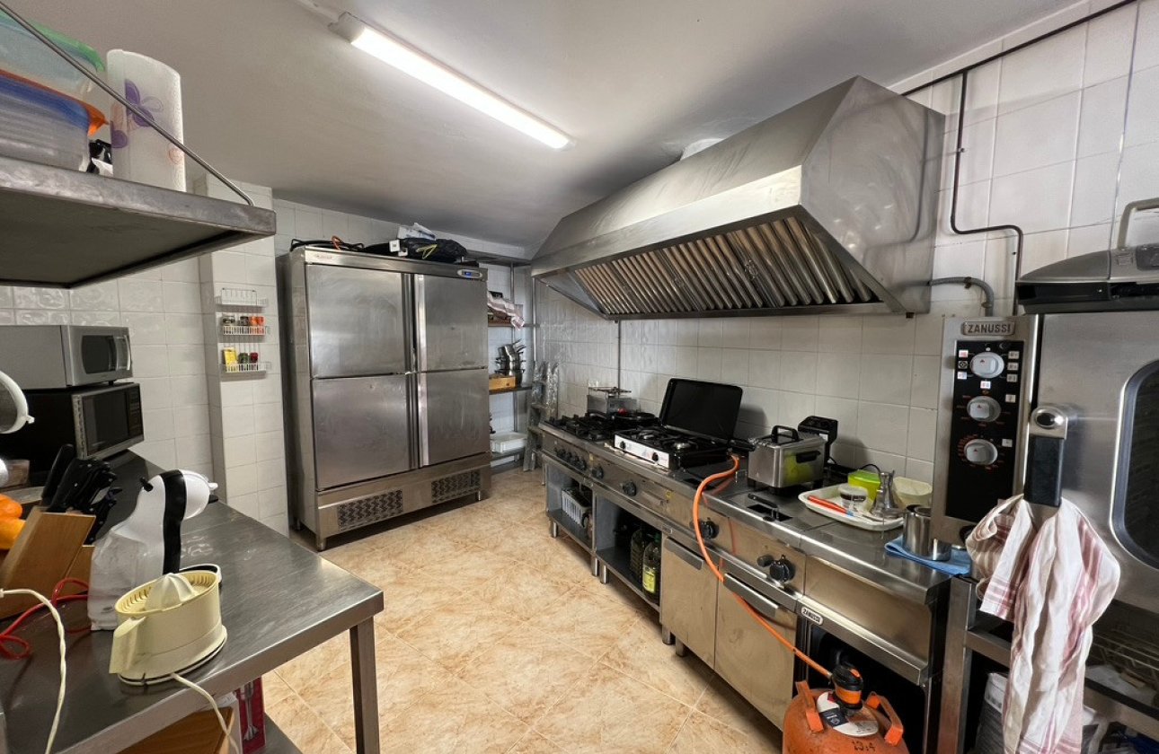 Reventa - Commercial property -
Altea - Altea Centro