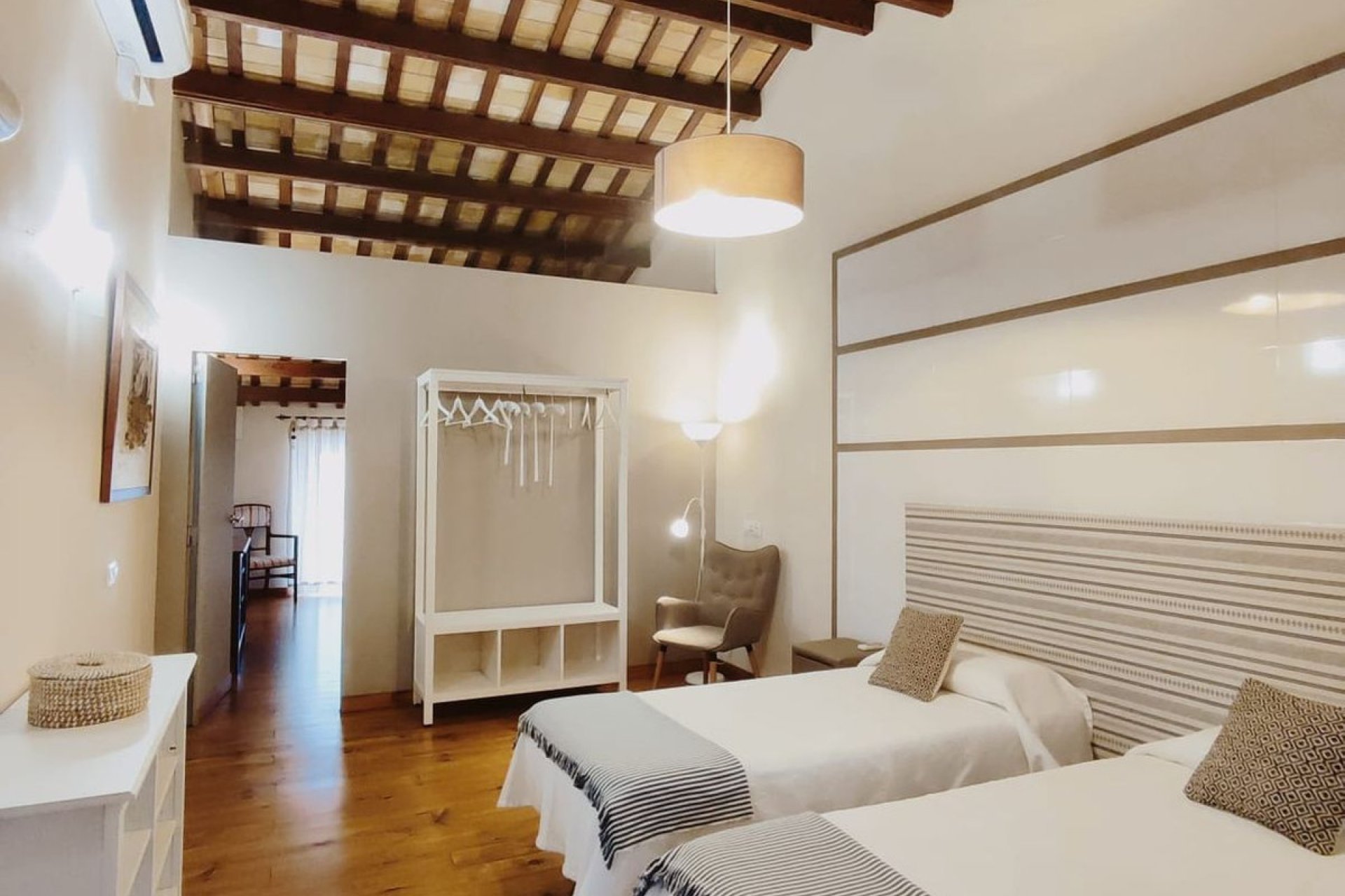 Reventa - Commercial property -
Jávea - Xàbia - Jávea - Xàbia Centro