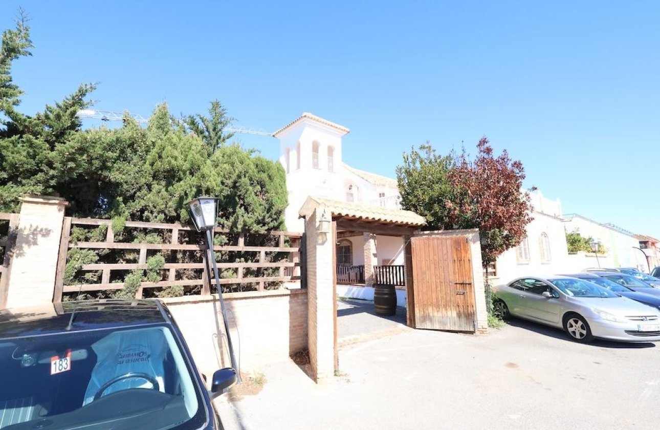 Reventa - Commercial property -
Orihuela - La Zenia