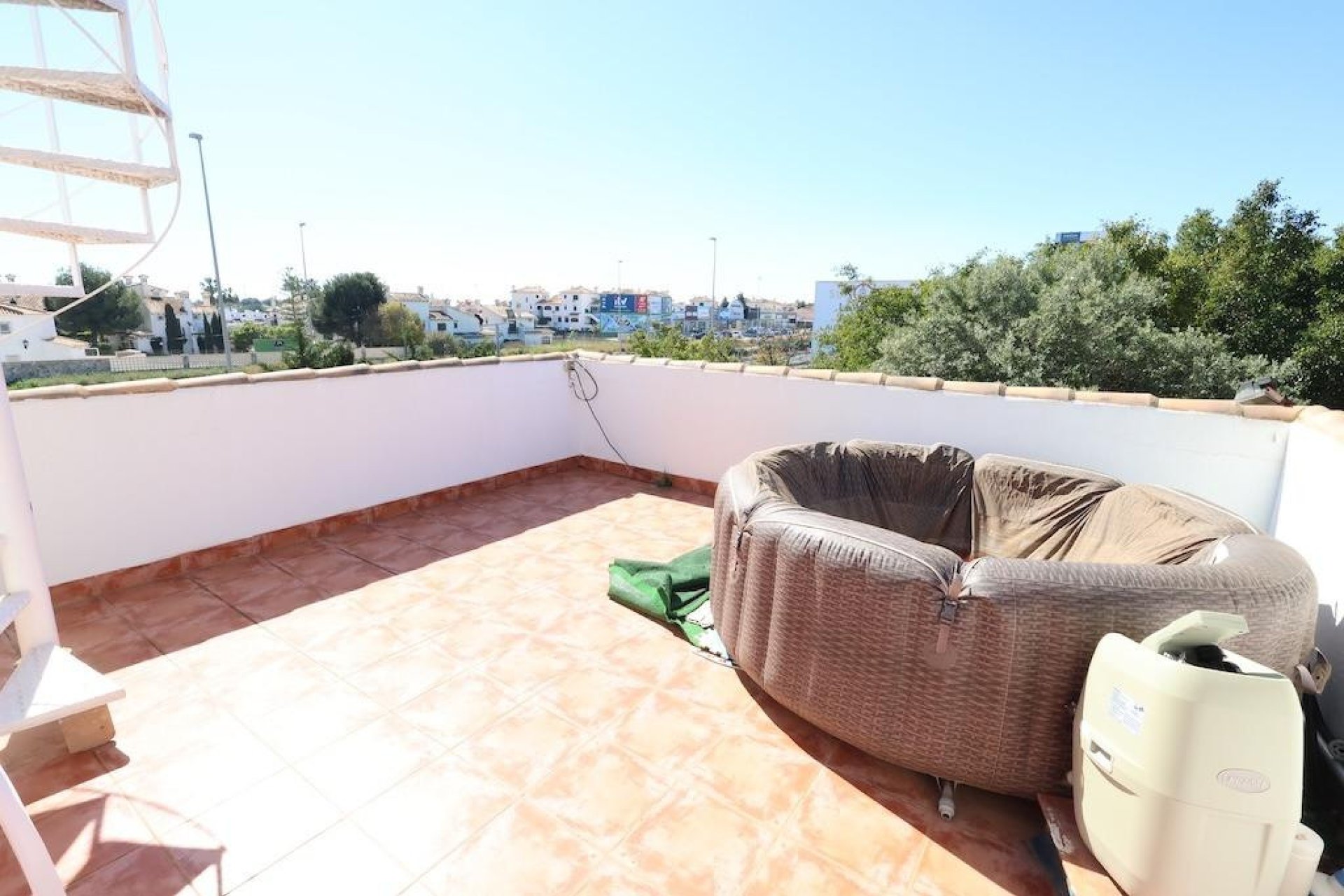Reventa - Commercial property -
Orihuela - La Zenia