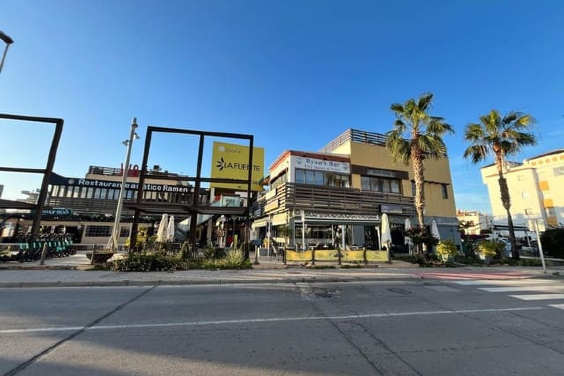 Reventa - Commercial property -
Orihuela - Orihuela Costa