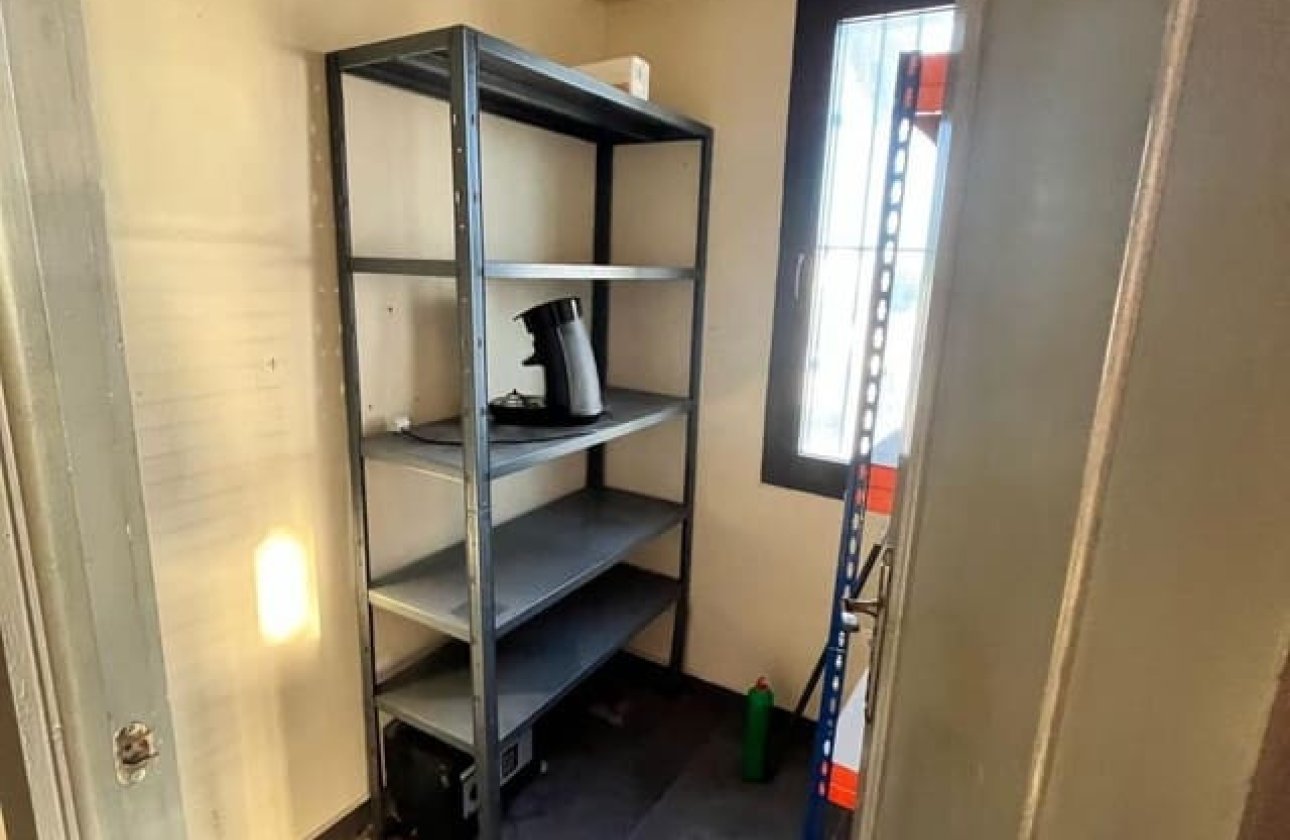 Reventa - Commercial property -
Orihuela - Orihuela Costa