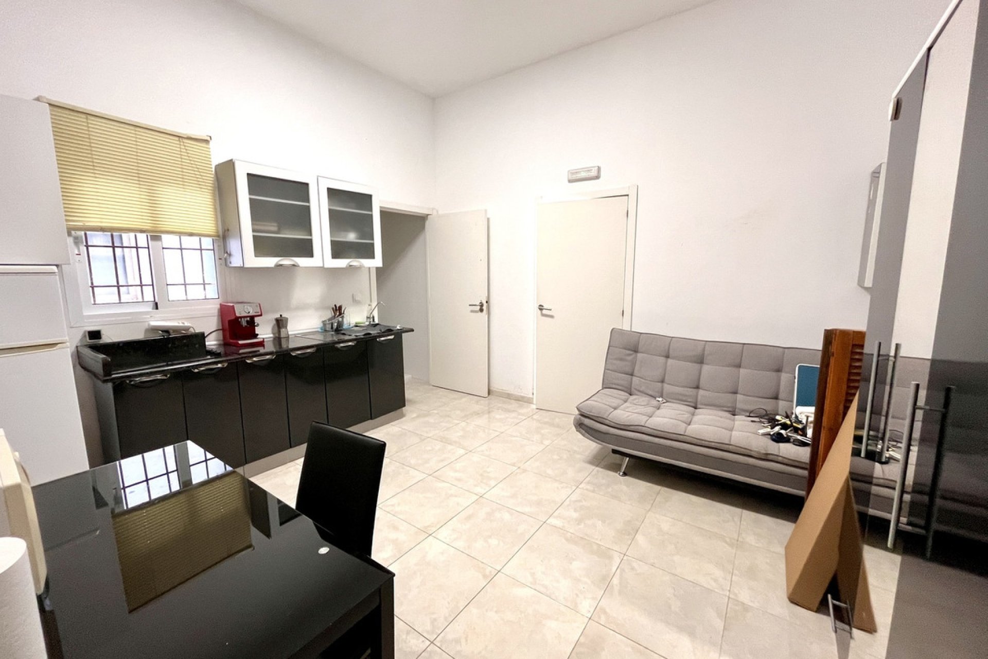 Reventa - Commercial property -
Orihuela - Playa Flamenca