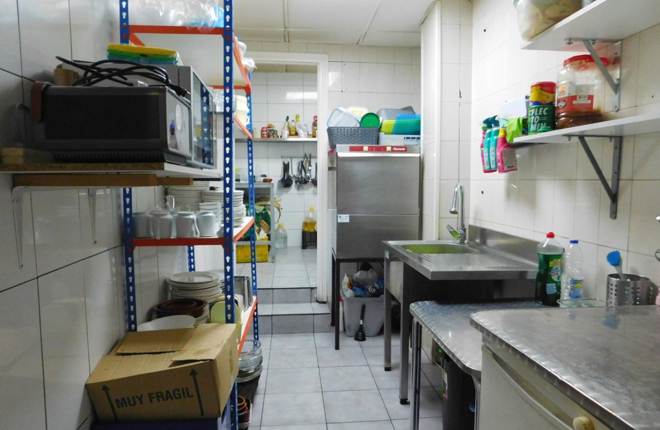 Reventa - Commercial property -
Orihuela - Torremendo