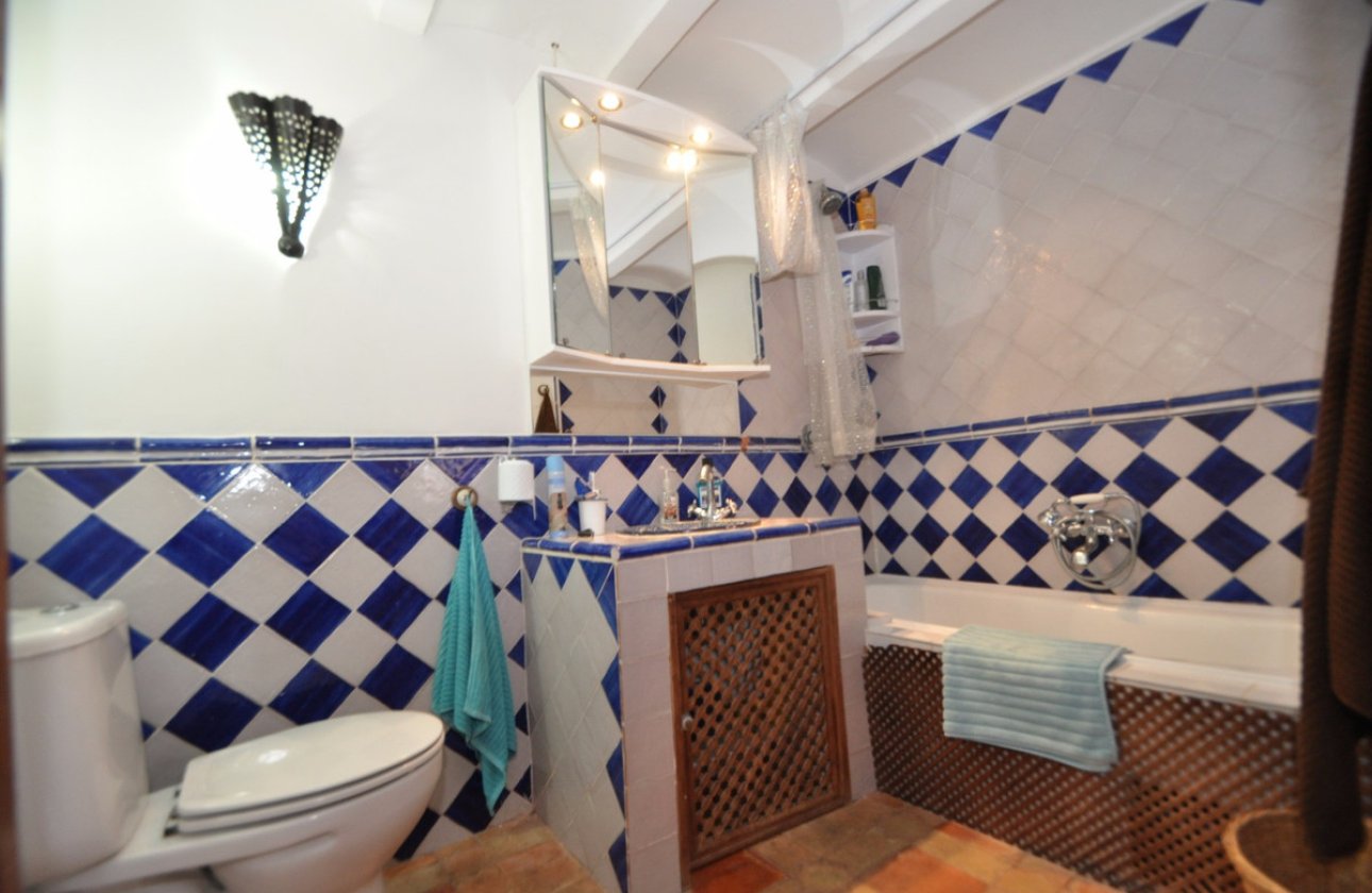 Reventa - Commercial property -
Pinoso - Pinoso Centro