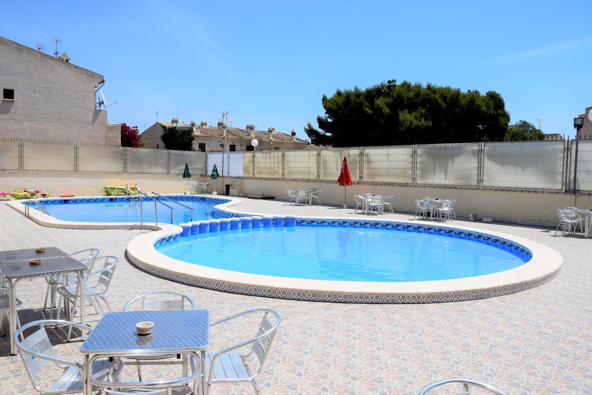 Reventa - Commercial property -
San Fulgencio - La Marina