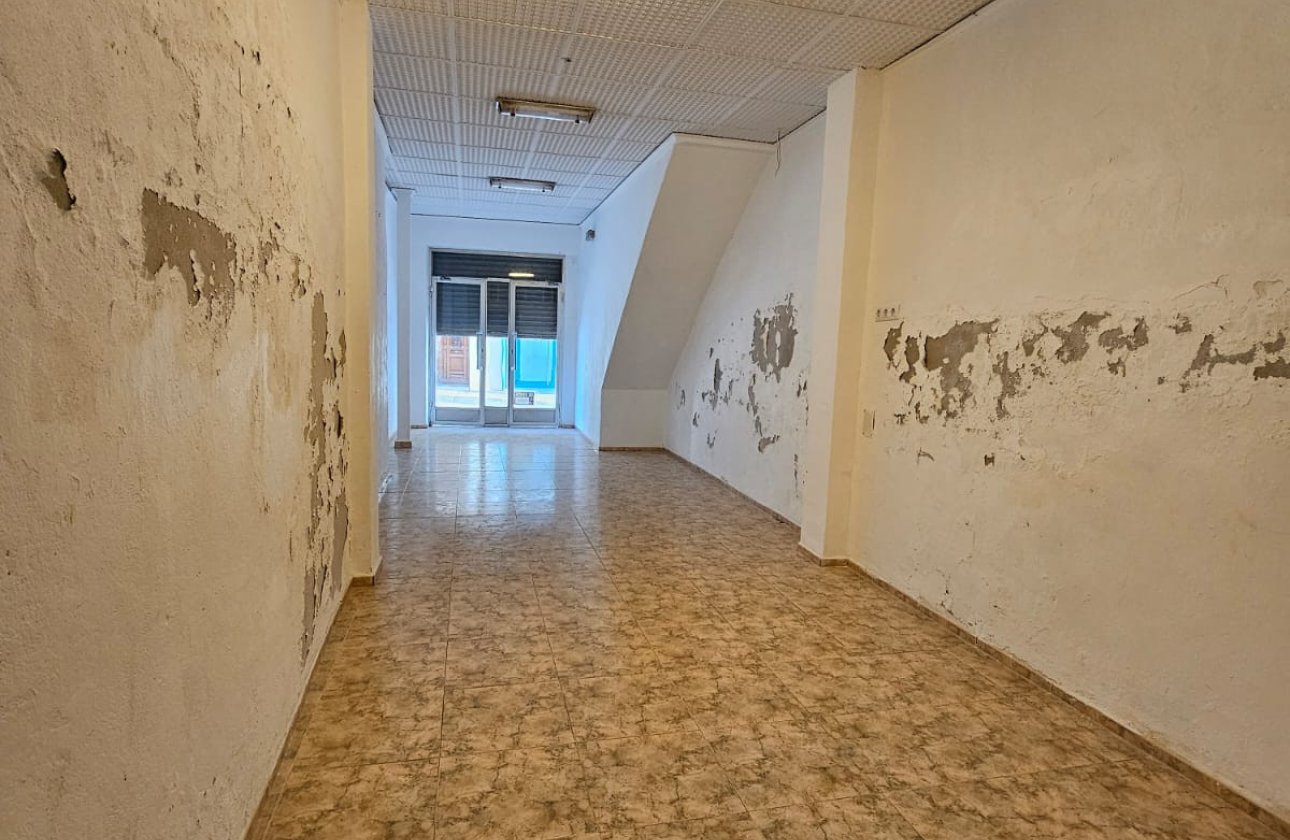 Reventa - Commercial property -
Teulada - Teulada Centro