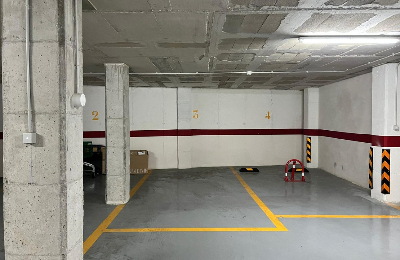 Reventa - Commercial property -
Torrevieja - Torrevieja Centro