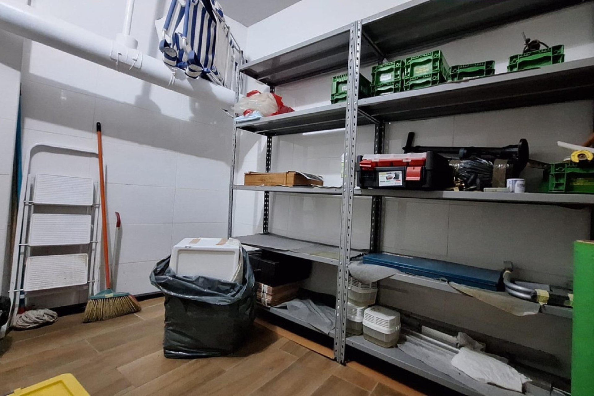 Reventa - Commercial property -
Torrevieja - Torrevieja Centro