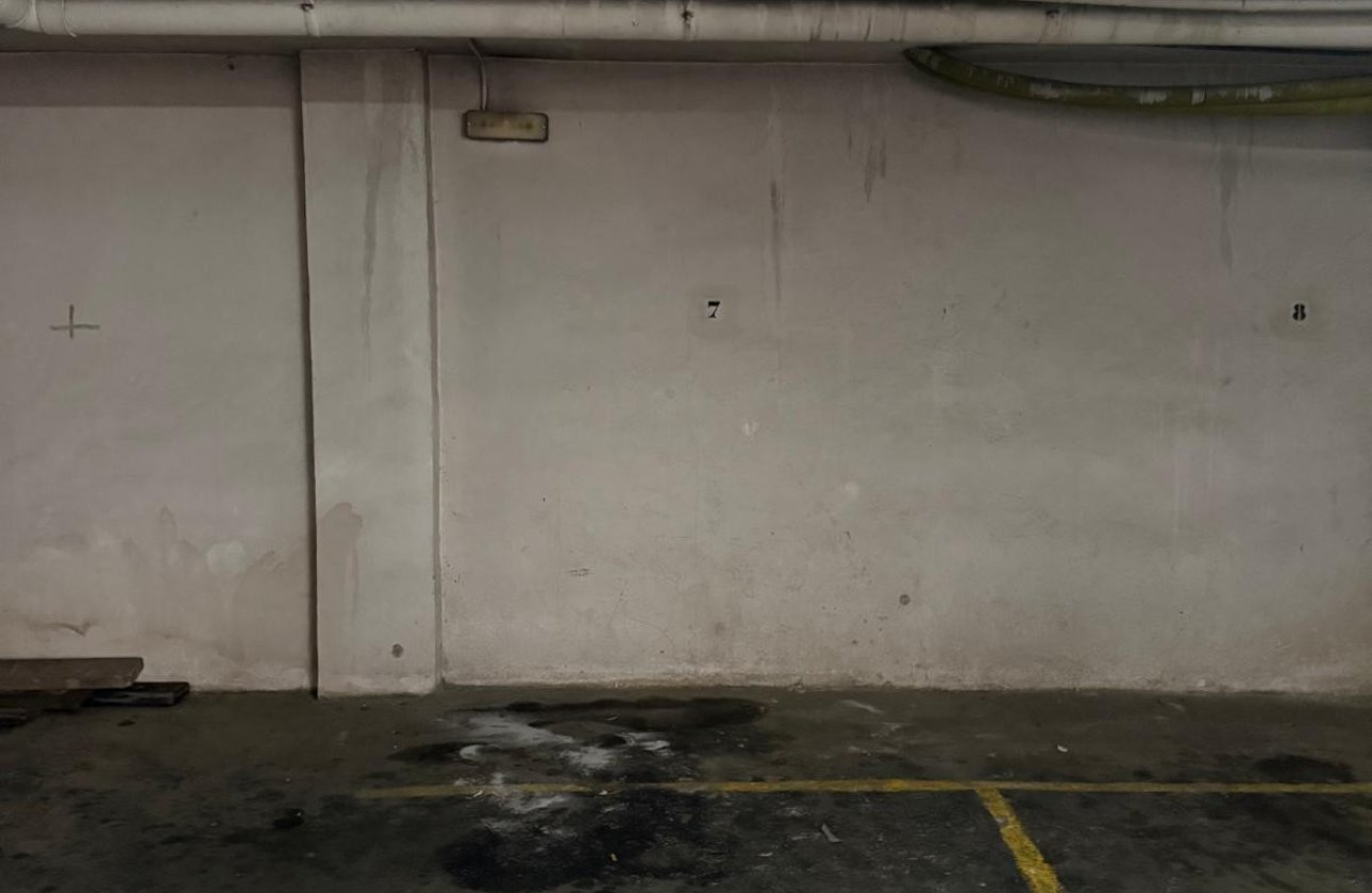 Reventa - Commercial property -
Torrevieja - Torrevieja Centro