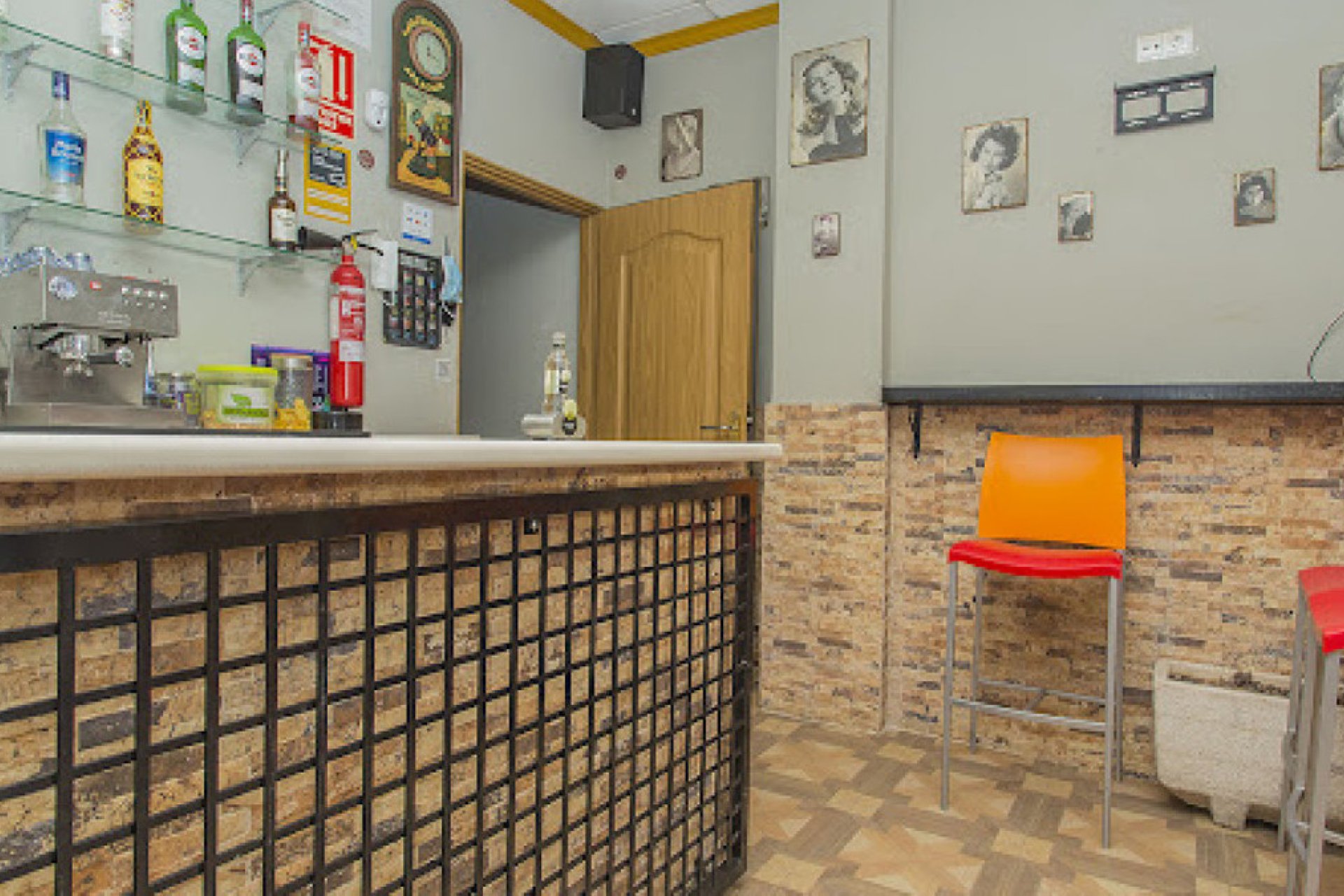 Reventa - Commercial property -
Torrevieja - Torrevieja Centro