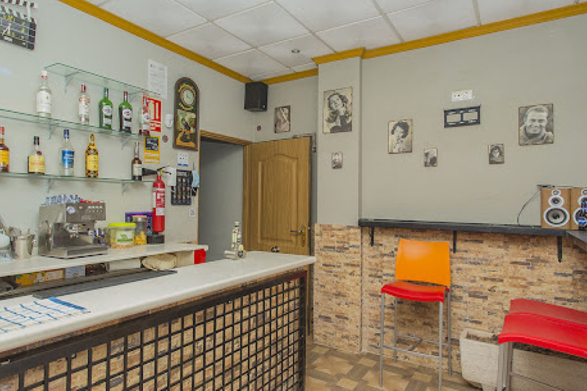 Reventa - Commercial property -
Torrevieja - Torrevieja Centro