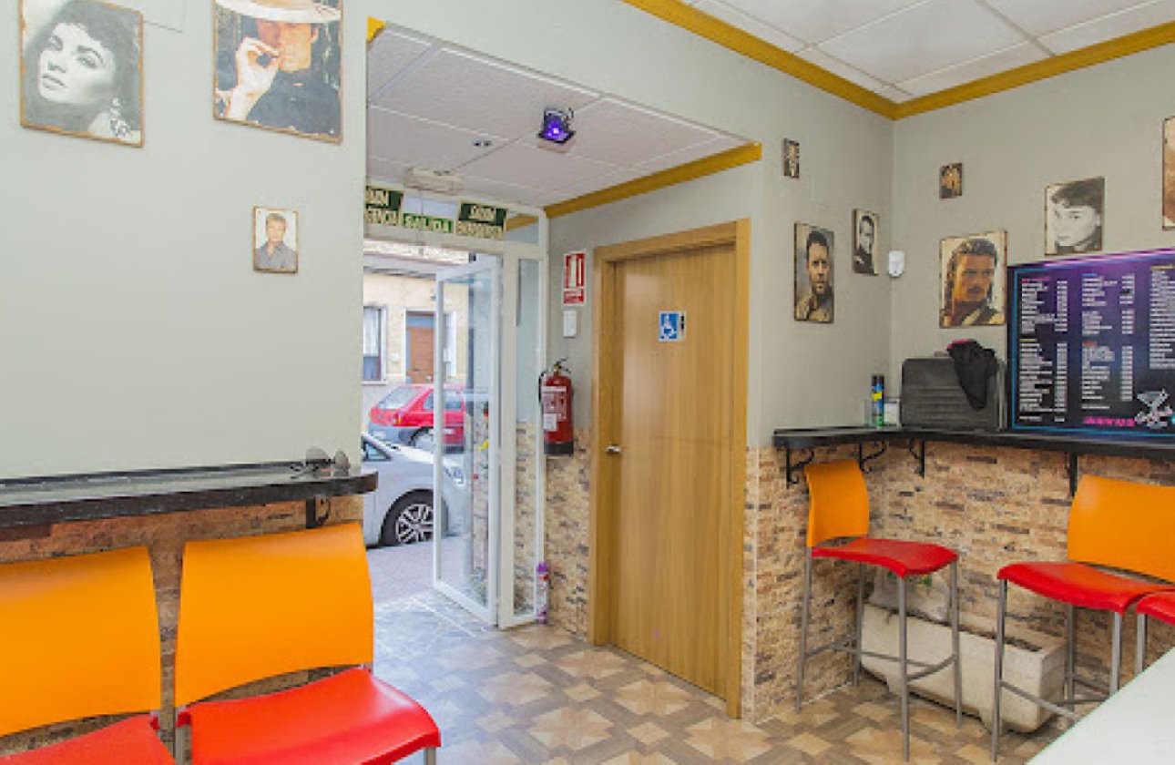 Reventa - Commercial property -
Torrevieja - Torrevieja Centro