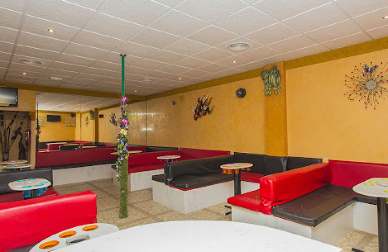 Reventa - Commercial property -
Torrevieja - Torrevieja Centro