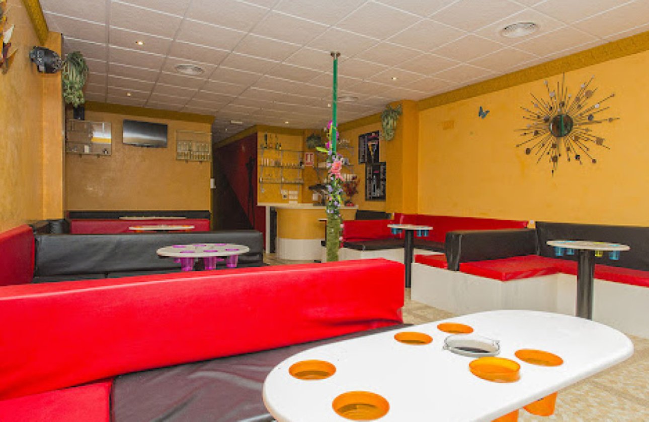 Reventa - Commercial property -
Torrevieja - Torrevieja Centro