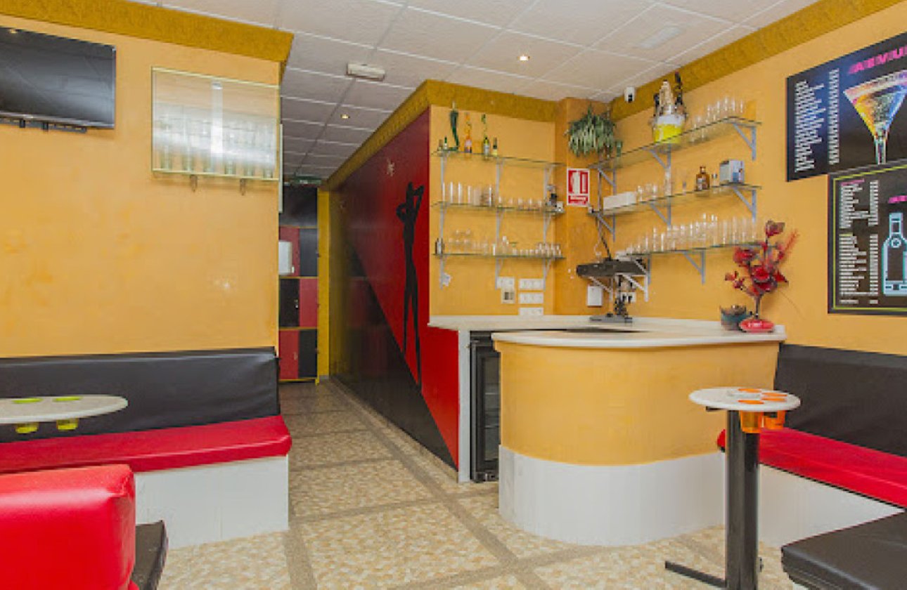 Reventa - Commercial property -
Torrevieja - Torrevieja Centro