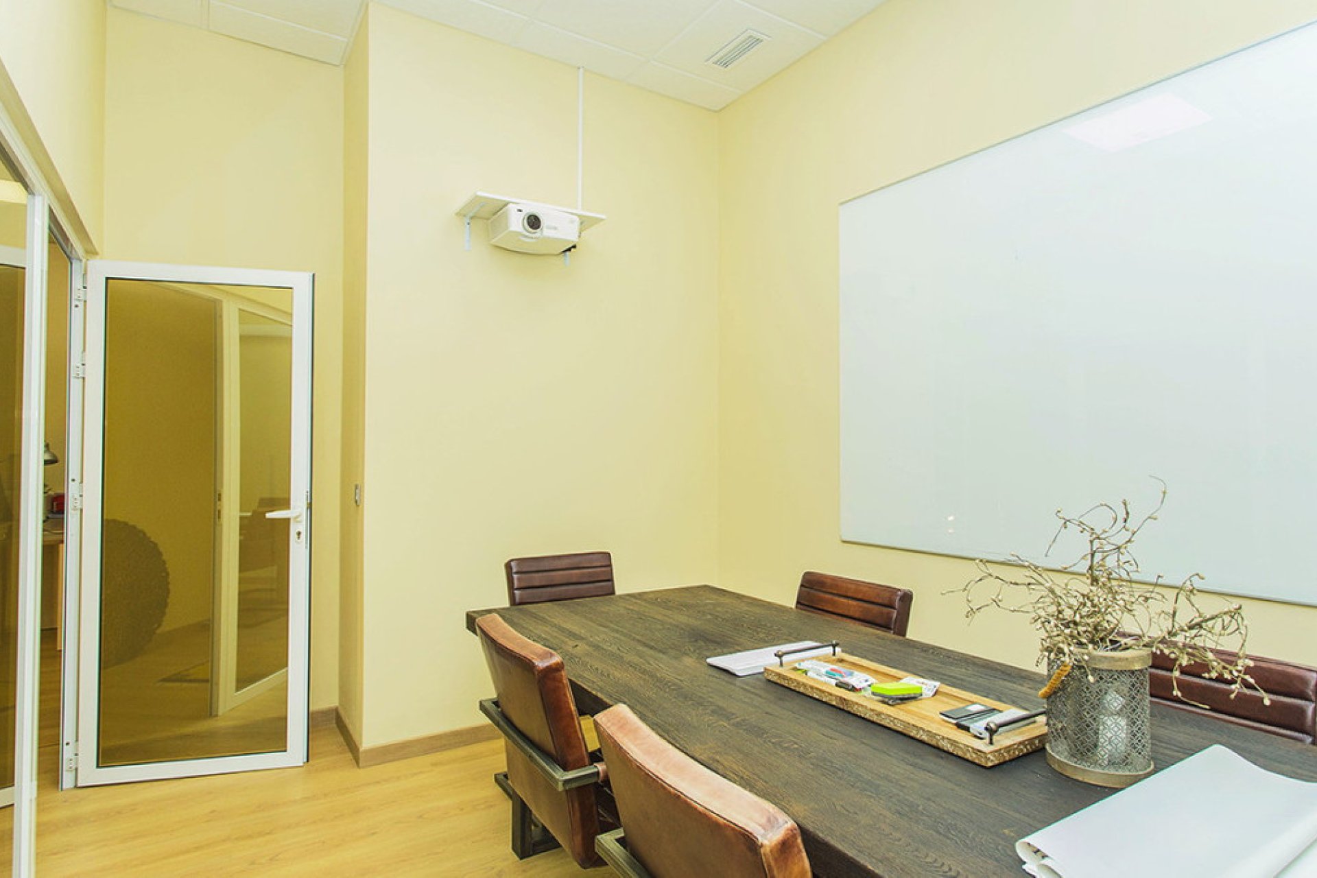 Reventa - Commercial property -
Torrevieja - Torrevieja Centro